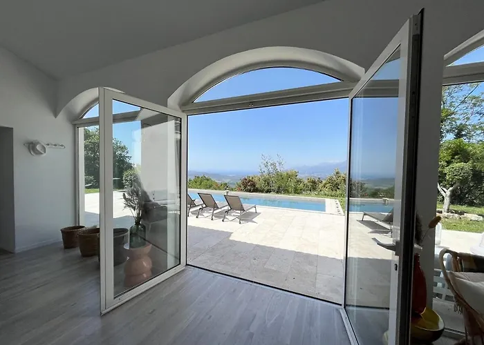 Maison De Maitre Albitru - Domaine Romella - Piscine - Vue Golfe St-florent 别墅 *