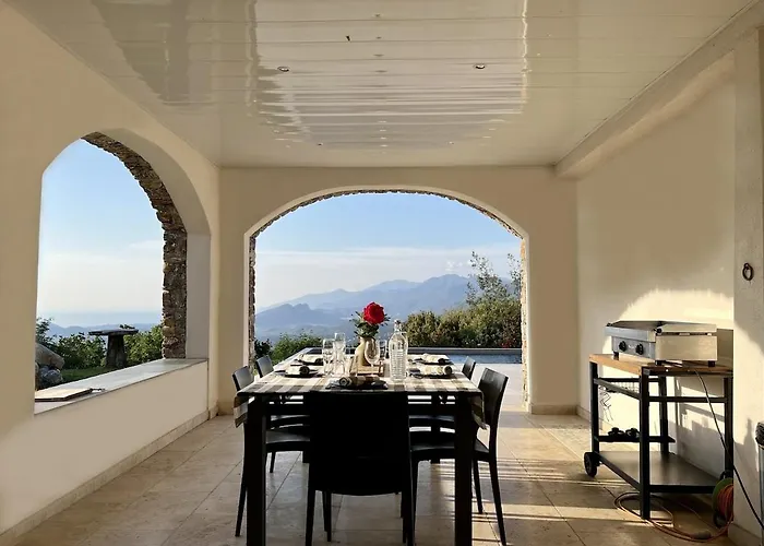 Maison De Maitre Albitru - Domaine Romella - Piscine - Vue Golfe St-florent *